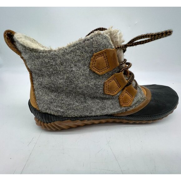 Sorel Womens Classic Waterproof Boots Size 9 Natural Cozy Lace Up Outdoors - Picture 9 of 14